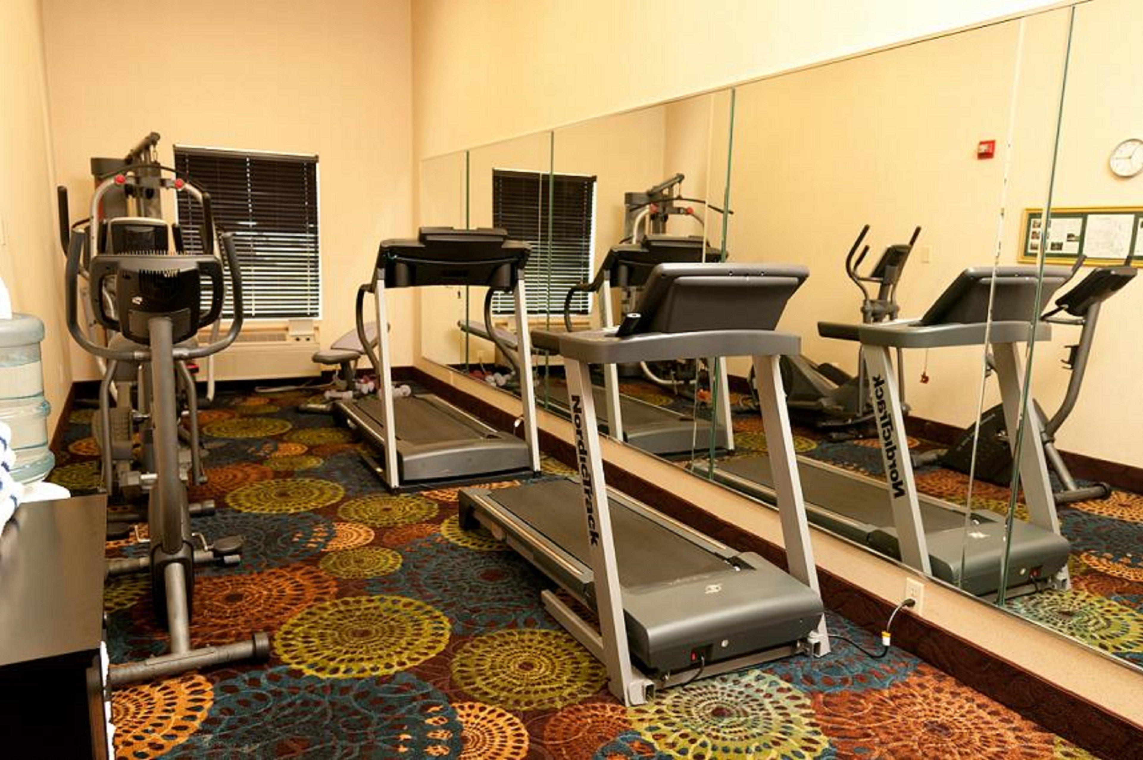 Holiday Inn Express Hotel & Suites Bloomington-Normal University Area By Ihg Dış mekan fotoğraf